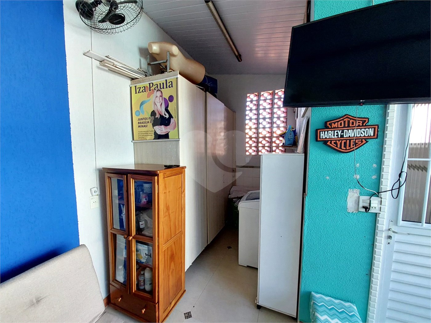 Casa residencial com ponto comercial a venda no Centro