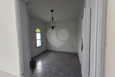 Casa Térrea à venda Jd. Nova São Carlos, 2 dormitórios