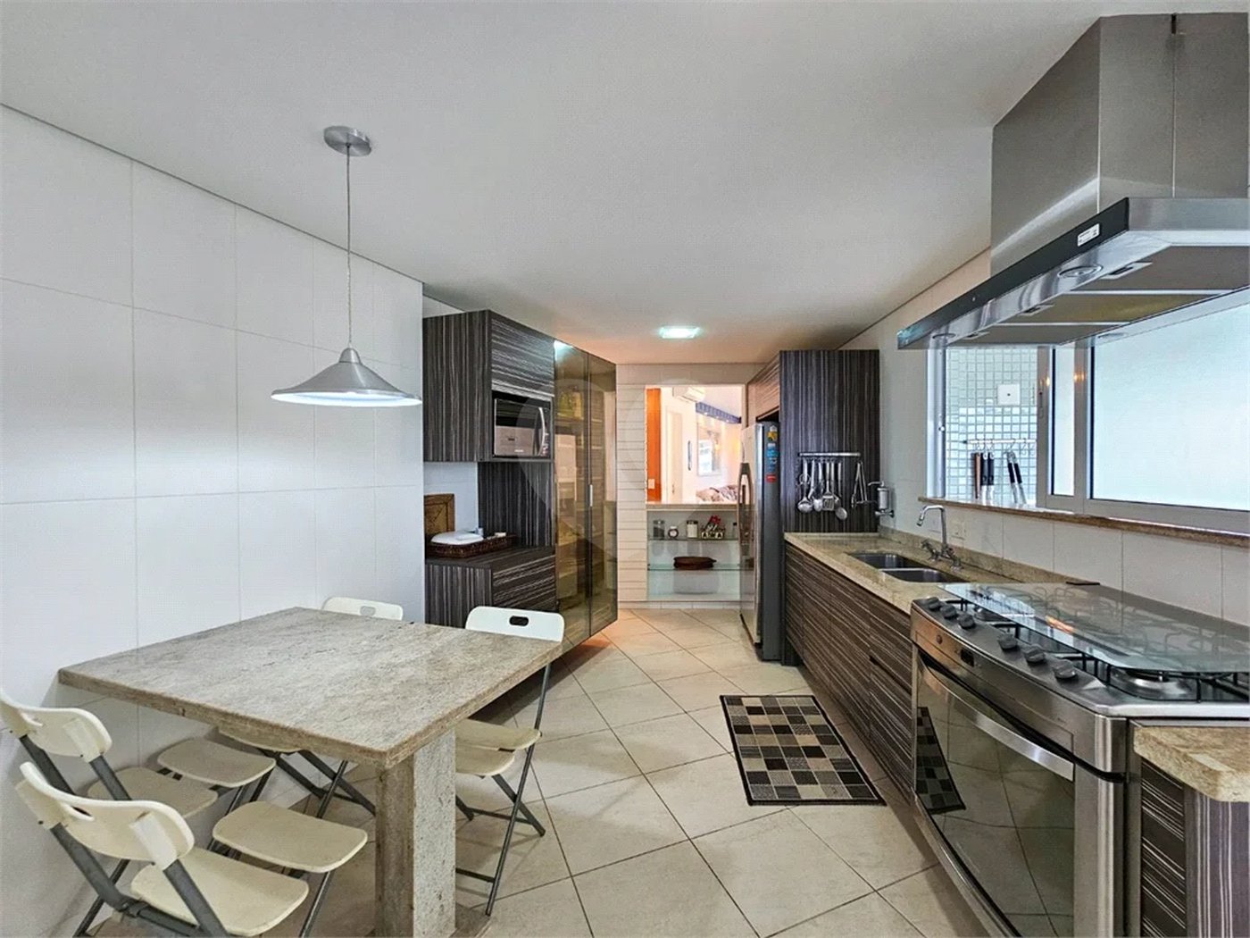Apartamento à venda com 4 suítes em Riviera de São Lourenço, Bertioga, SP