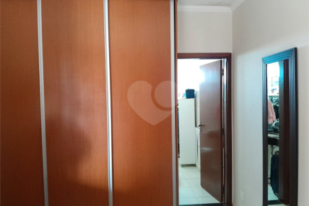 Casa para venda no Planalto Paraíso.