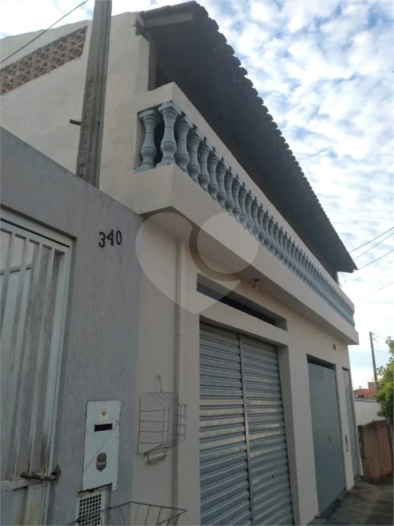 Sobrado no Cidade Aracy.