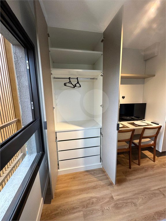 STUDIO EM MOEMA COM 1DORM AR CONDICIONADO EM MOEMA
