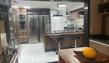 Apartamento à venda com 3 suítes em Mooca, São Paulo, SP
