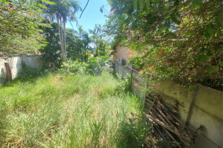 Terreno em Atibaia com 390 m² bairro Jardim dos Pinheiros e pronto para construir