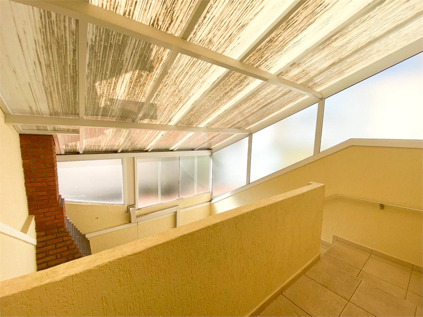 Casa para venda ou locação no Jardim França com 2 suítes