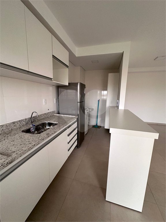 Apartamento Mobiliado de 2 Dormitórios com Suíte no Edifício Valentina Park Venda
