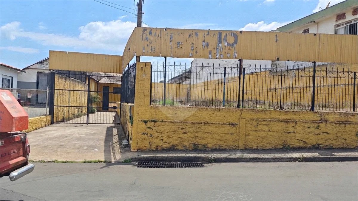 Oportunidade Única: Lote Comercial Estratégico de 463 m² Próximo ao Centro – Ideal para o Seu Negócio!