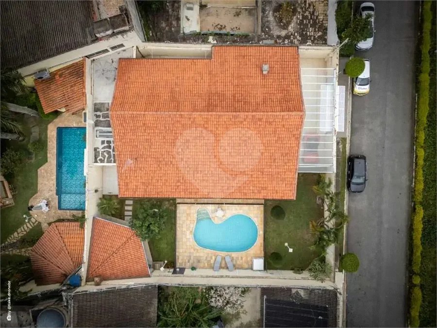 Casa Térrea à venda com 3 quartos, sendo 1 suíte, em Interlagos, São Paulo, SP