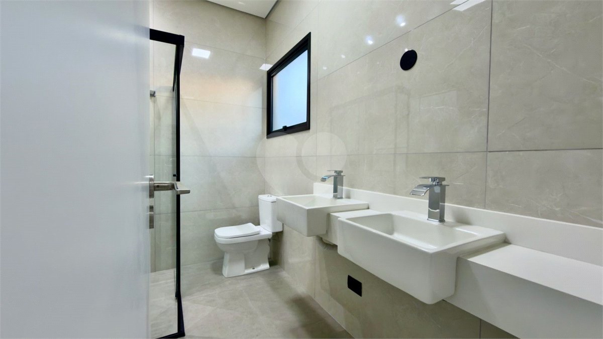 Casa térrea 3 dormitórios (3 suítes), espaço gourmet, piscina, 2 vagas garagem, condomínio fechado com ampla área lazer