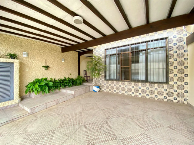Sobrado à venda com 2 quartos em Vila Guarani, São Paulo, SP