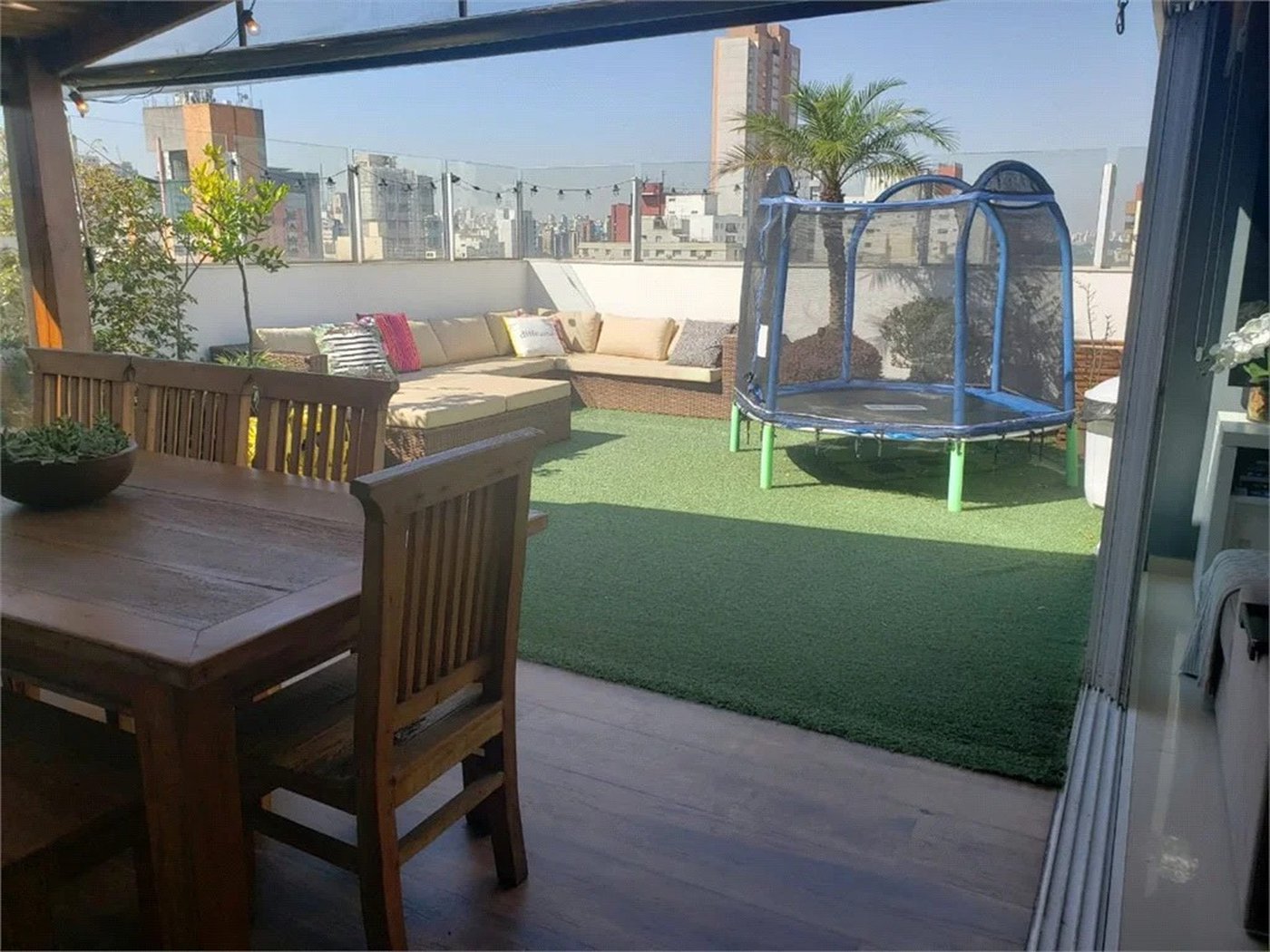 Cobertura à venda com 3 quartos, sendo 1 suíte, em Pinheiros, São Paulo - SP