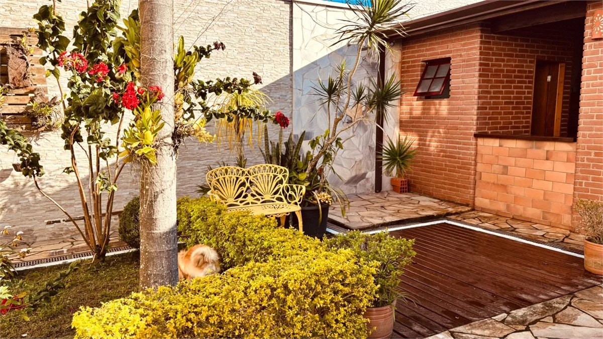 Sobrado à venda com 3 quartos, sendo 1 suíte,  em Chácara Recanto Verde, Cotia, SP