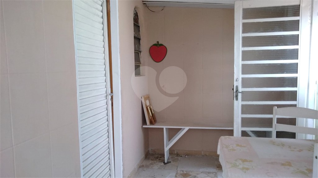Casa térrea para venda.