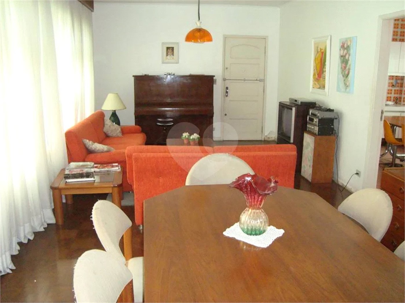 Casa sobrado a venda com 3 dormitórios na mooca.Aceita Permuta.