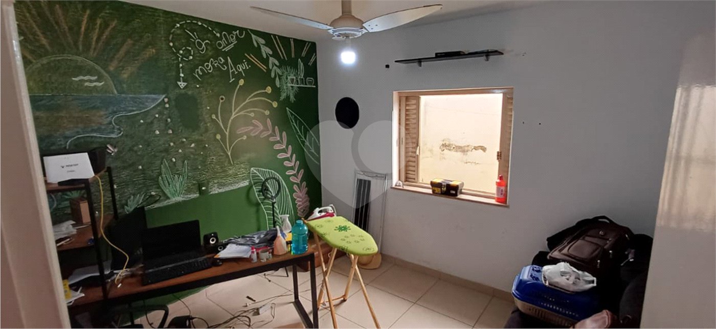 Oportunidade Única no Centro de São Carlos: Imóvel Versátil para Residência ou Negócio