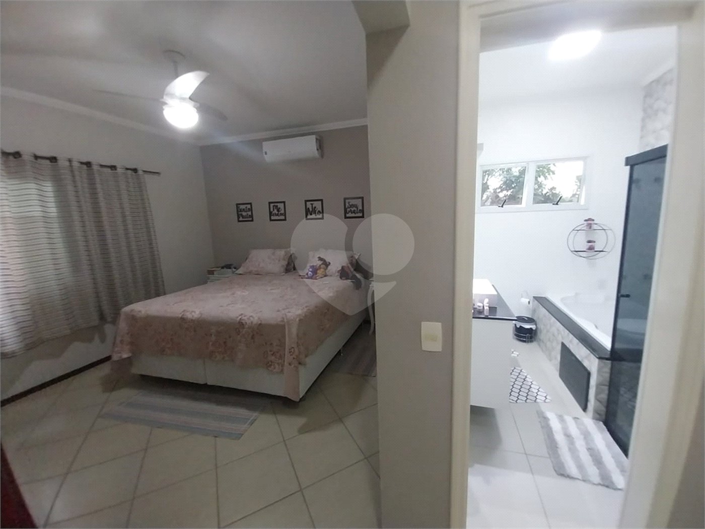 Casa Térrea Disponível para Locação e Venda no Condomínio Vilaggio Capriccio