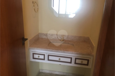Apartamento para alugar com 3 quartos, sendo 1 suíte, em Brooklin, São Paulo, SP