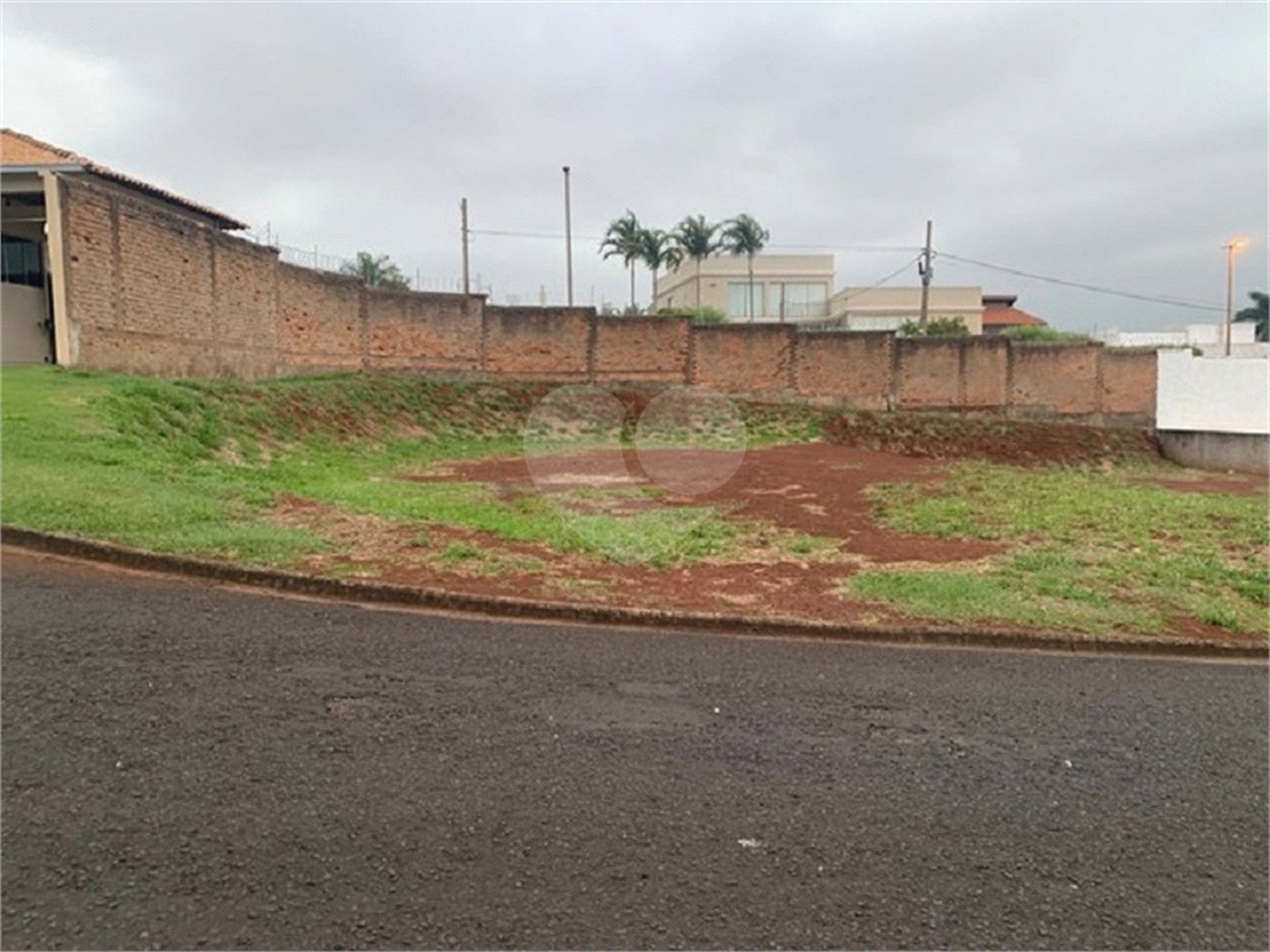 Terreno no Condomínio Nascente do Jaraguá, localizado em Araraquara/SP.
