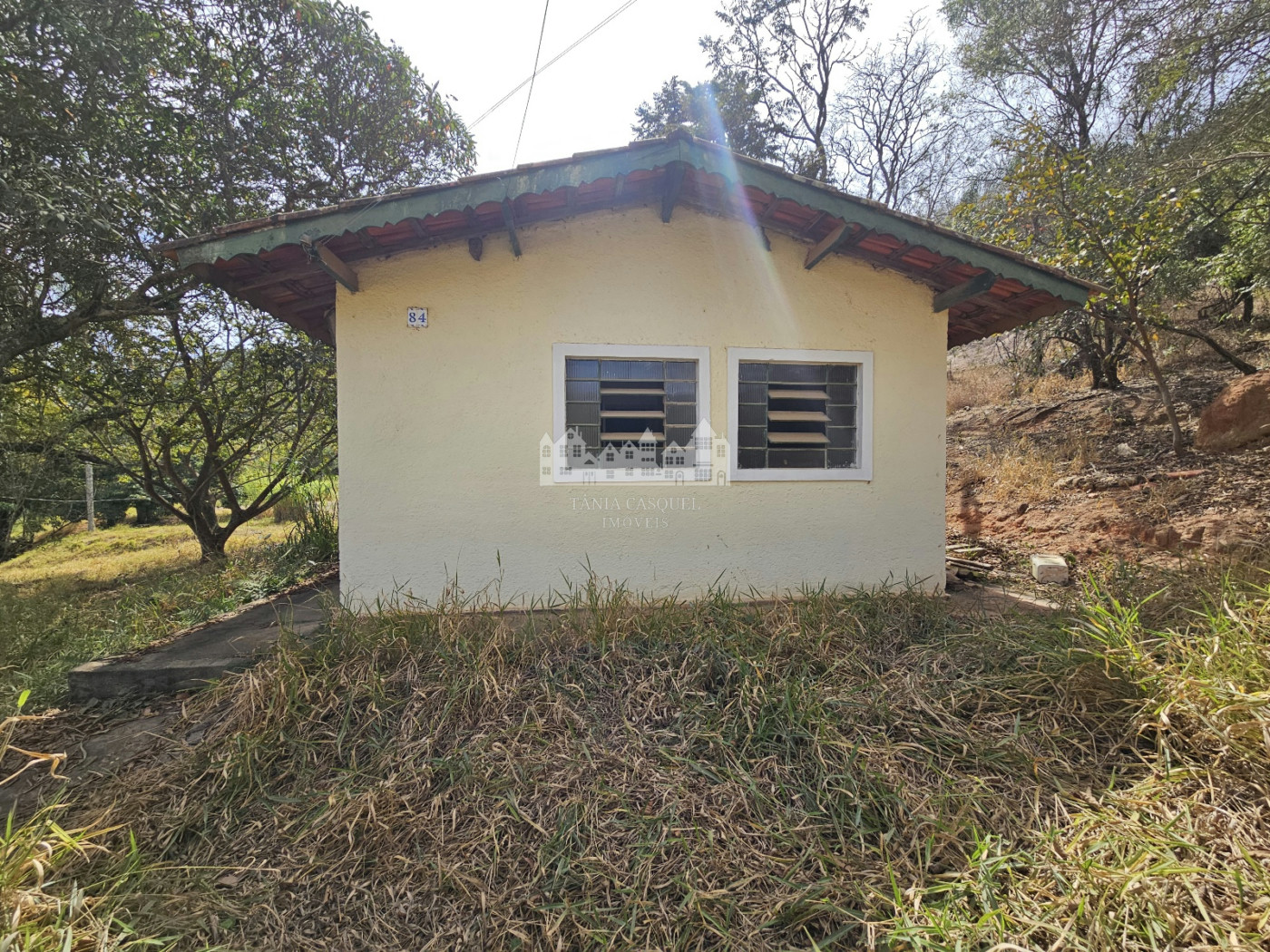 Chácara à venda com 2 quartos em Estância Santa Maria do Laranjal, Atibaia, SP