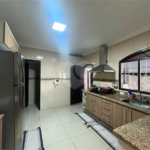 Casa com piscina disponivel para venda com 250m² - Jardim Paris / SP