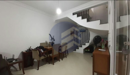 Sobrado espaçoso e completo em condomínio fechado no Bonfiglioli!
