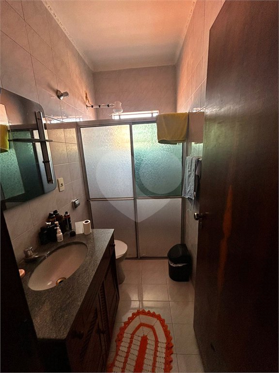 Casa à venda com 3 quartos, sendo 1 suíte, em Vila Boa Vista, São Carlos - SP