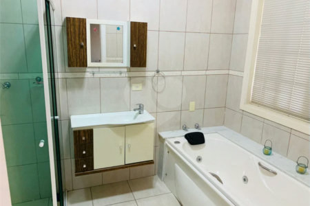 Casa à venda ou para alugar com 5 quartos, sendo 2 suítes, em Residencial Solar Bandeirantes, Itupeva, SP