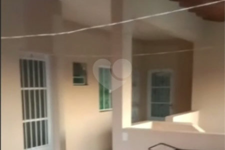 Studio em excelente estado e segurança