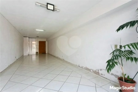 Casa com 153m², 3 dormitórios, sendo 1 suíte, 4 vagas, à venda na Penha.
