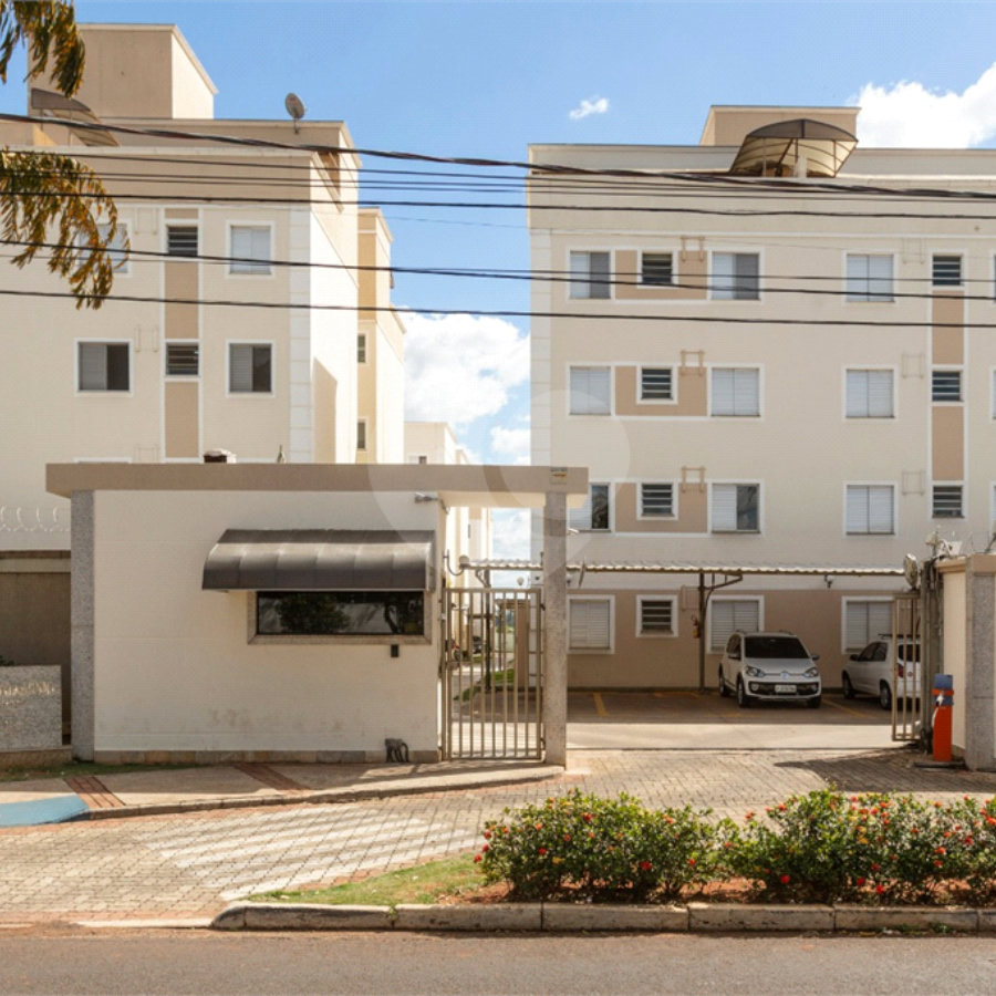 Apartamento no Allure Condomínio Resort.