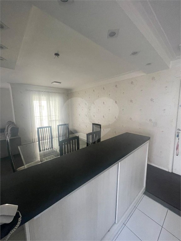 Apartamento com 03 dormitórios no Cambuci.