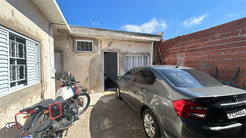 Sobrado á venda no bairro Vila Celina.