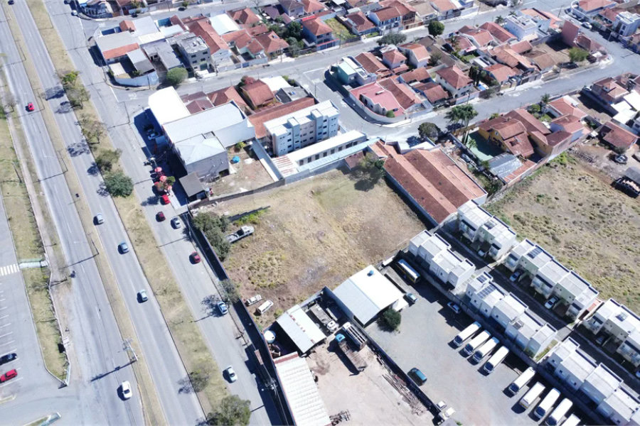 Terreno Plano para Construção ou Investimento – 3.200m² – Frente ao San Michel no bairro Campos Elíseos