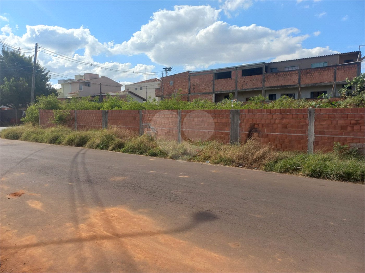 Terreno para venda contendo 300,00 m² de área total.