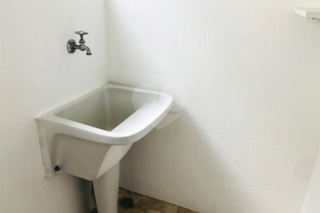 Moema, apto para locação, localização imperdível!!!