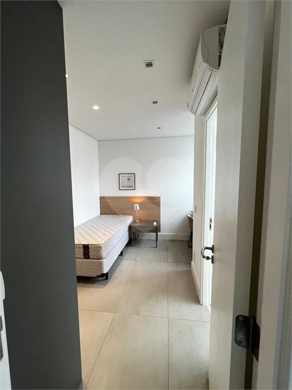 Linda Cobertura Duplex para venda no Jardim Paulista com 87,45 m² decorada!