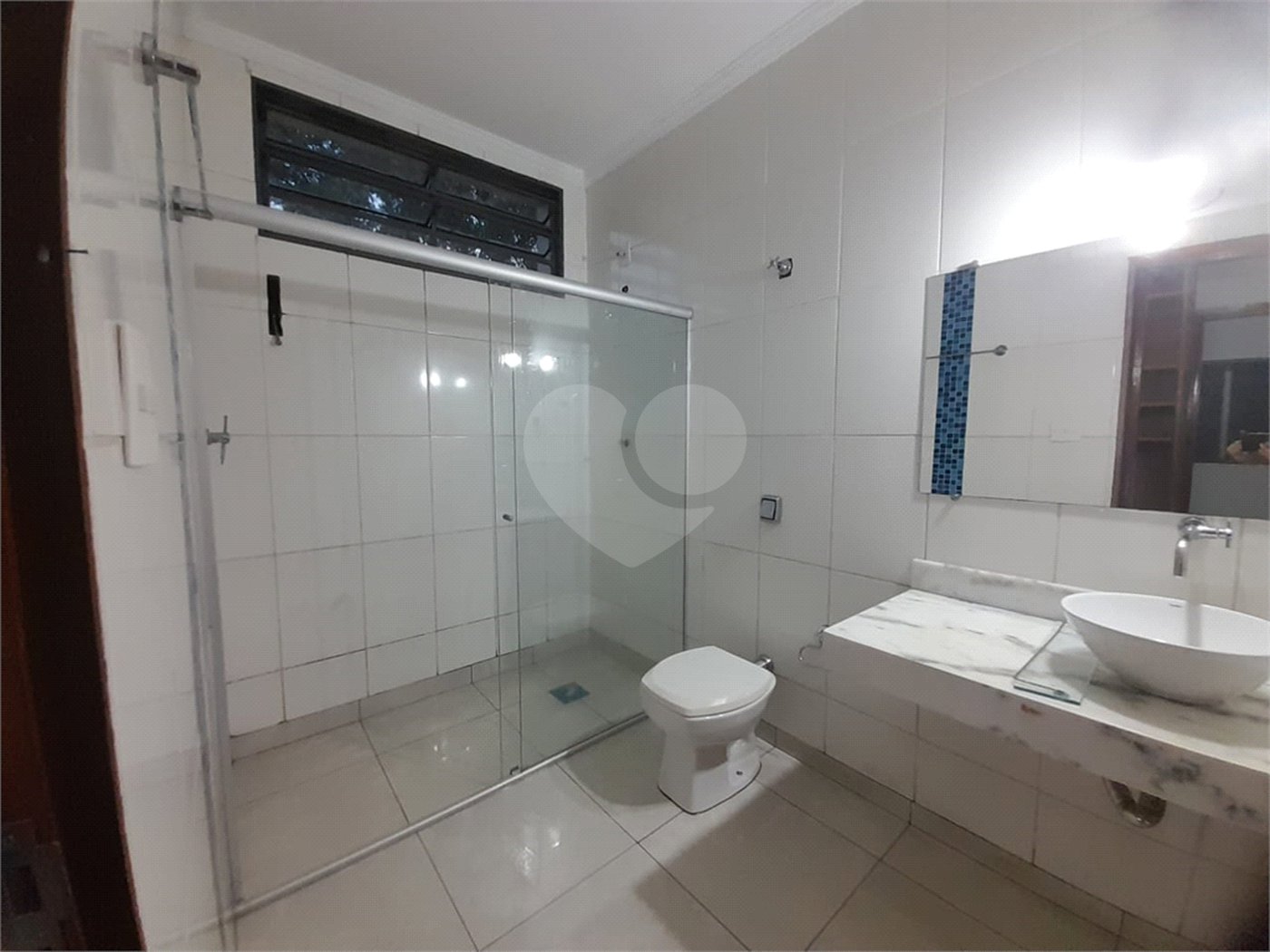 Casa de Alto Padrão à Venda e Locação no Parque Santa Mônica - São Carlos
