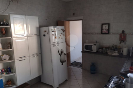 Casa térrea no Jardim Santa Felícia