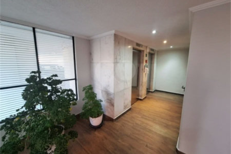 Apartamento totalmente mobiliado com 2 dormitórios, 1 vaga