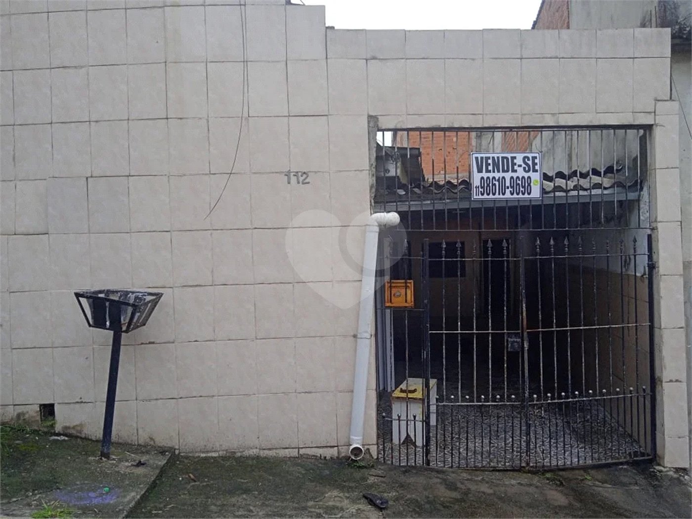 Casa com 180m², 3 quartos, 2 garagens, à venda em Guaianazes