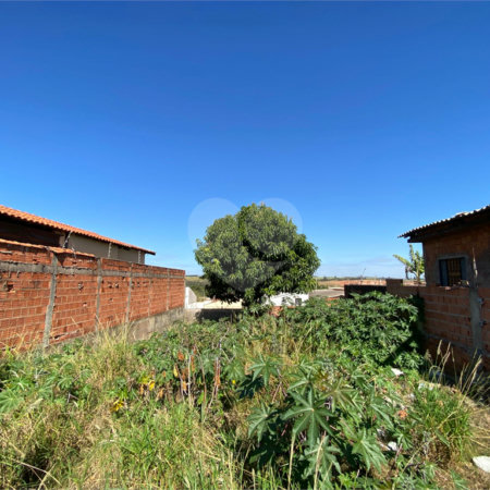 Terreno a venda no Cidade Aracy