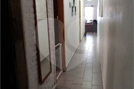 Casa com 156 m², 2 quartos, garagem para 3 carros, à venda no bairro Cerâmica em São Caetano do Sul