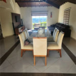 CASA EM CONDOMÍNIO FECHADO COM 220M² Área Construída e 1500m² de Area Total com 4 Suítes. Cond Village de Atibaia - Atibaia -Sp