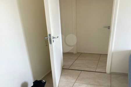 Apartamento à venda com 3 quartos, sendo 1 suíte - no condomínio Carlos Magno, São Carlos - SP