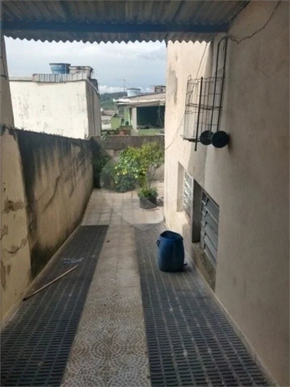 Casa comercial com 420m² , 3 banheiros , 5 vagas de garagem , à venda em São Mateus.