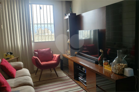 Apartamento à venda - Mooca.