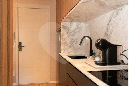 Studio Mobiliado em Moema | 29m² Pronto para Morar ou Investir