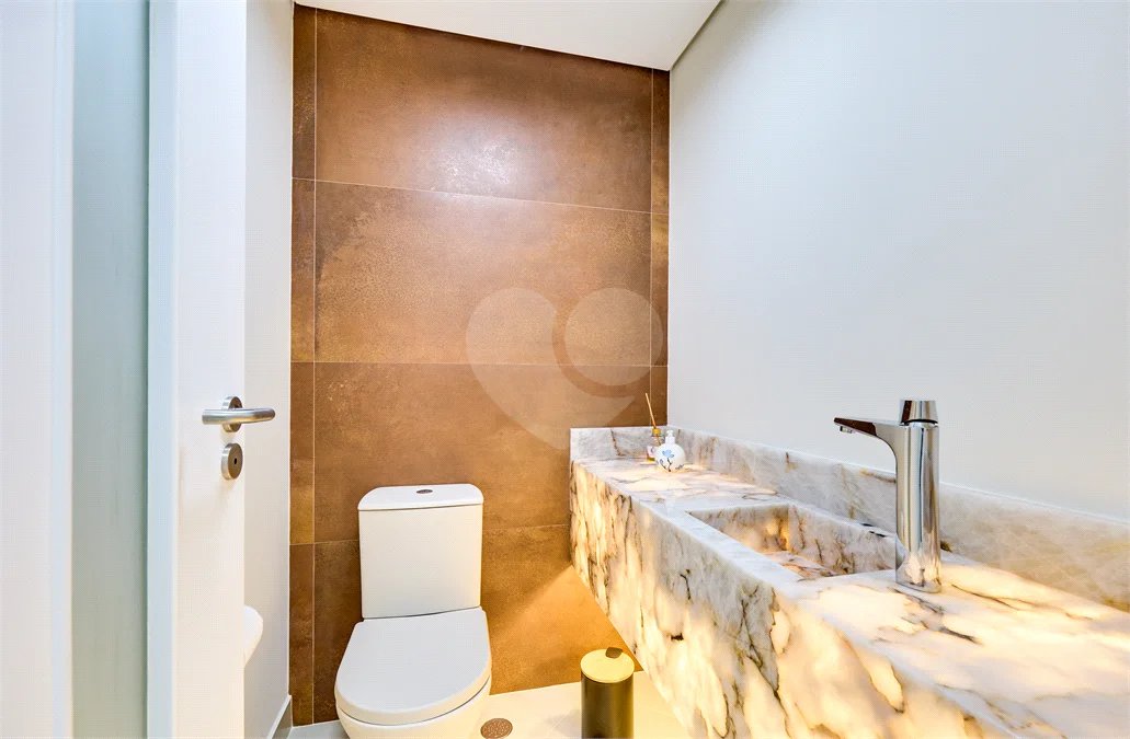 Apartamento à venda com 3 suítes em Jardim Marajoara, São Paulo, SP