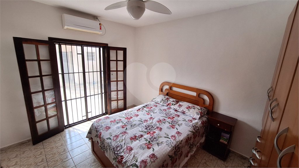 Casa térrea á venda - Peruíbe