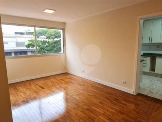 Apartamento para alugar com 3 quartos, sendo 1 suíte,  em Santana, São Paulo, SP